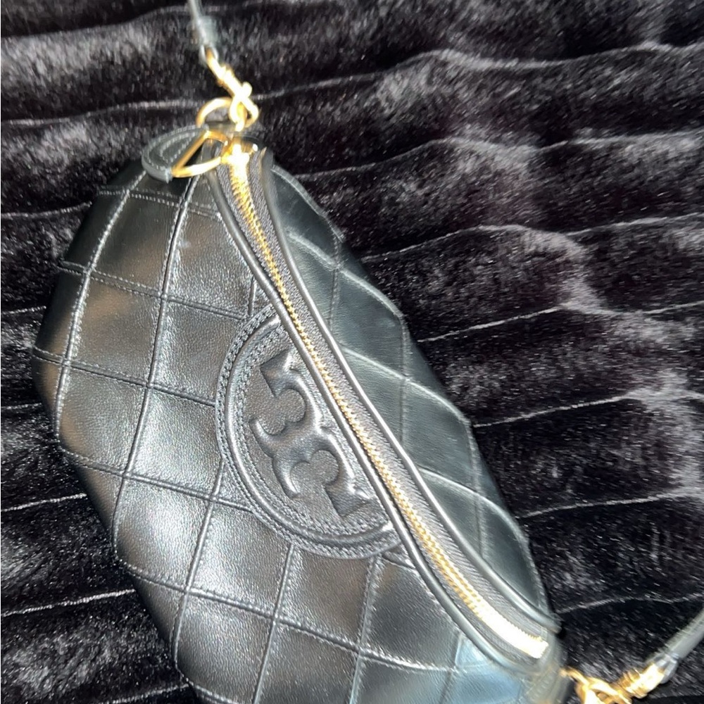 Tory burch Black Quilted Belt Bag - Picture 2 of 5